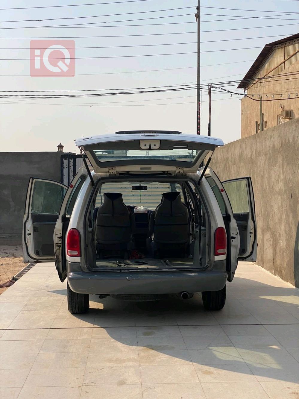 Dodge Caravan